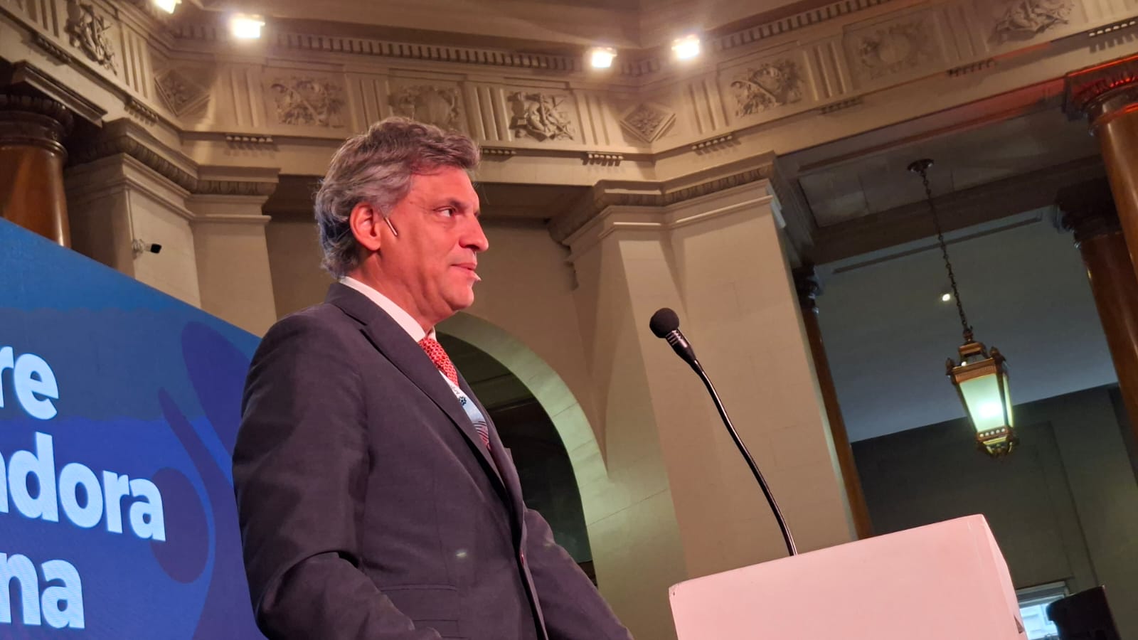En el marco de la Tercera Cumbre Aseguradora, el organismo de control llamó a romper el estancamiento histórico del 3% del PBI y dejar de discutir únicamente el fraude y la judicialización. La propuesta central plantea crear un esquema de incentivos para la capitalización de las compañías que permita asumir los riesgos de las megainversiones en Vaca Muerta y la minería.